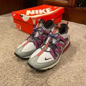 $160 NEW Nike Air Max Bowfin 270